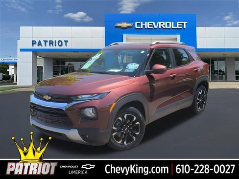 Used 2023 Chevrolet TrailBlazer LT w/ Convenience Package FWD image 1