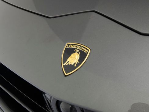 Used 2024 Lamborghini Urus S AWD/4WD image 41