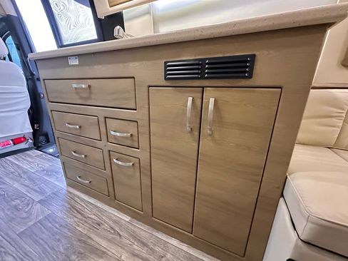 Used 2020 Mercedes-Benz Sprinter 3500 w/ Windows All Around Package image 30