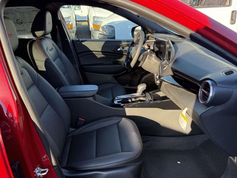 New 2026 Chevrolet Trax RS w/ Driver Confidence Package image 24