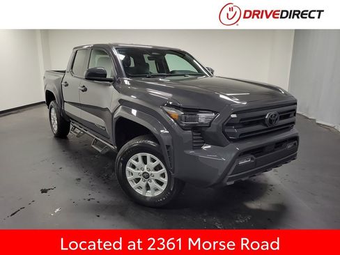 Used 2024 Toyota Tacoma SR5 AWD/4WD image 1