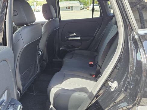 New 2025 Mercedes-Benz GLA 250 image 10