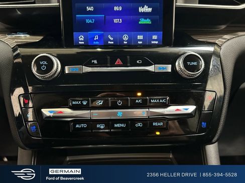 Used 2022 Ford Explorer Limited w/ Limited Technology Package image 20