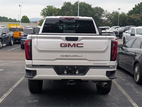 Used 2025 GMC Sierra 2500 Denali w/ Denali Reserve Package AWD/4WD image 6