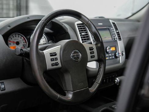 Used 2018 Nissan Frontier PRO-4X w/ Pro-4x Luxury Package AWD/4WD image 18