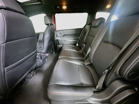 Used 2025 Honda Odyssey Sport-L image 27