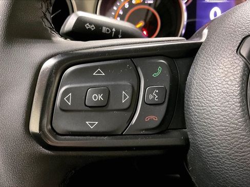 Used 2023 Jeep Wrangler Unlimited Sport AWD/4WD image 18