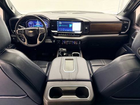 Used 2022 Chevrolet Silverado 1500 High Country image 14