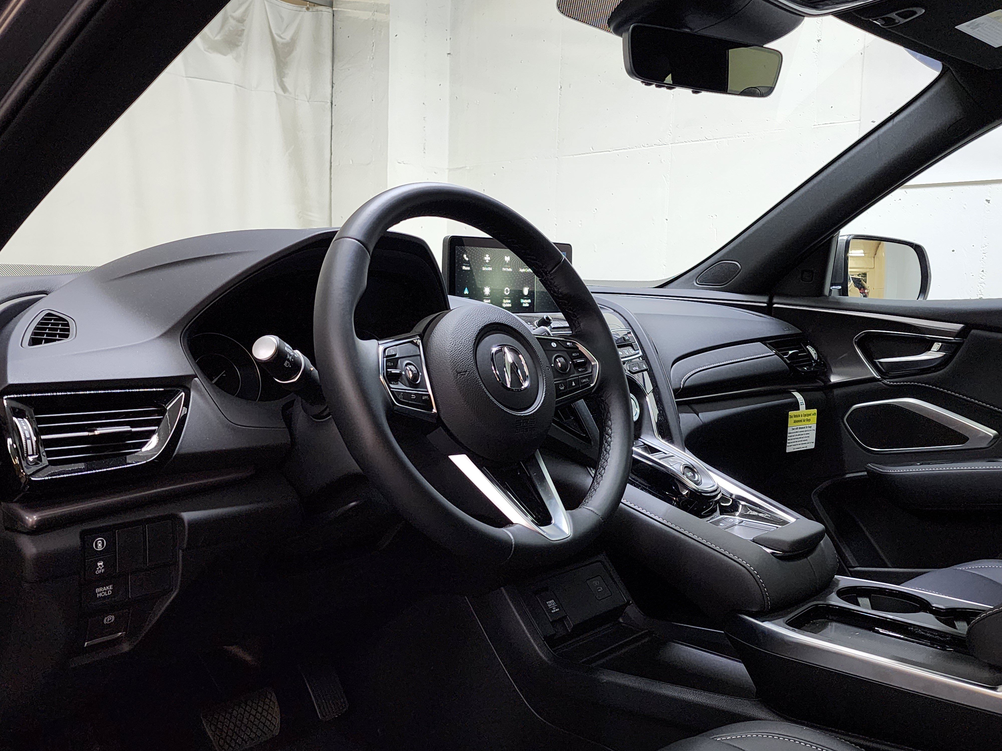 Used 2026 Acura RDX SH-AWD image 12
