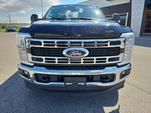 Used 2025 Ford F250 XLT AWD/4WD image 2