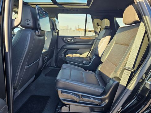 Used 2023 Chevrolet Tahoe High Country w/ Premium Package 2 image 13