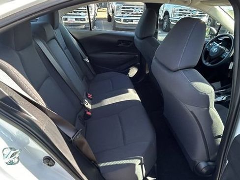 Used 2022 Toyota Corolla LE w/ Carpet Mat Package (TMS) image 12