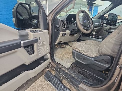 Used 2022 Ford F250 XLT w/ XLT Premium Package AWD/4WD image 7