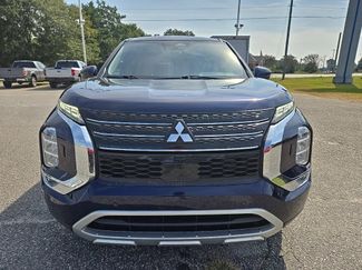 Used 2024 Mitsubishi Outlander SE video 2