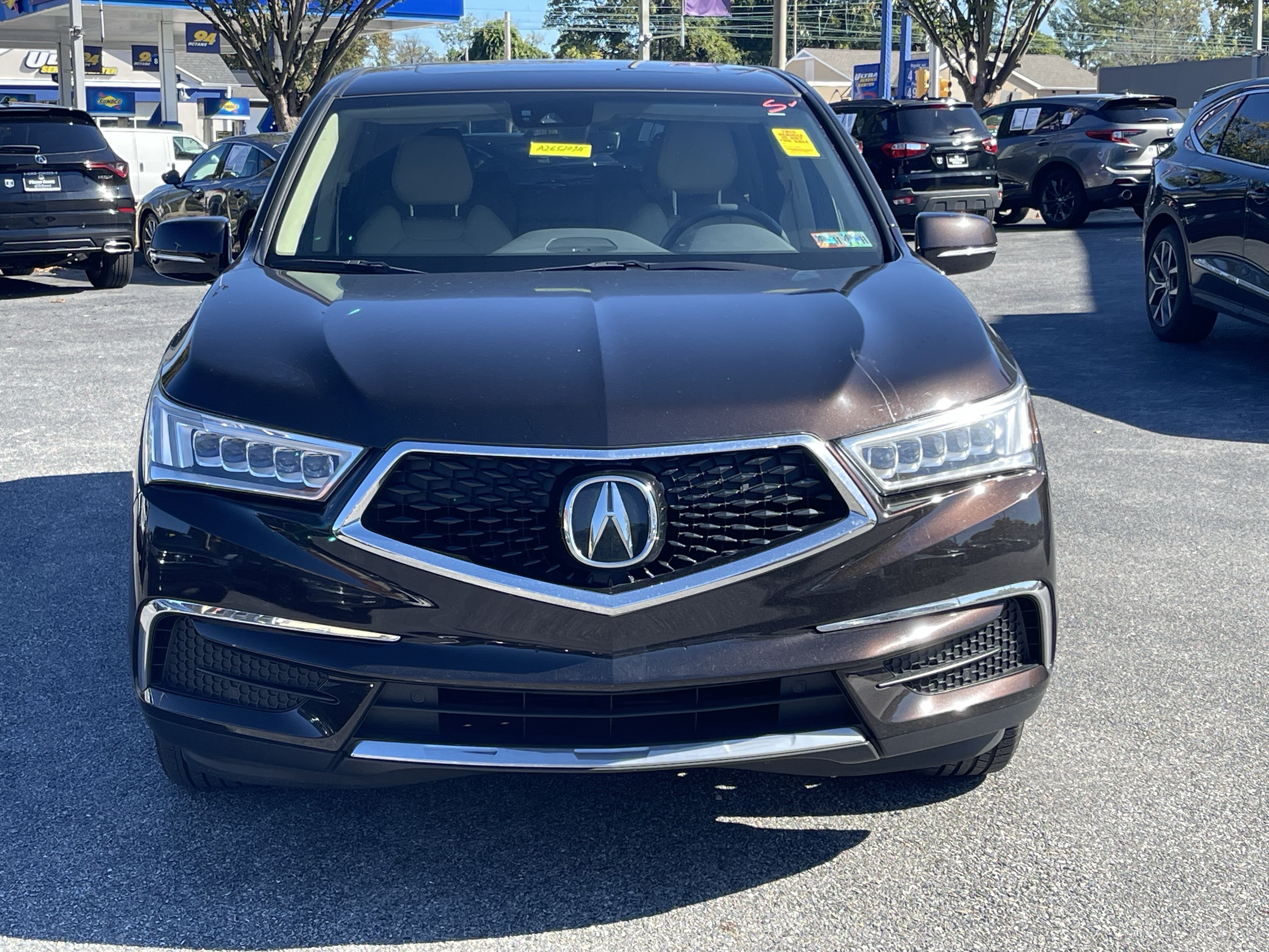 Used 2017 Acura MDX w/ Technology Package AWD/4WD image 3