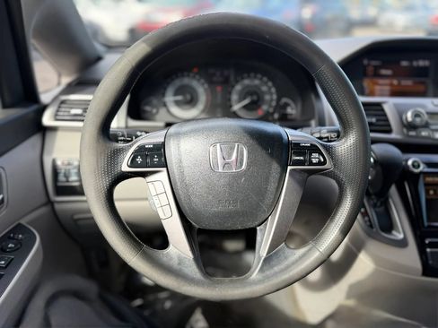 Used 2014 Honda Odyssey EX image 33