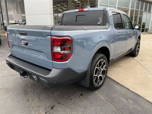 Used 2025 Ford Maverick Lariat w/ 4K Tow Package image 10