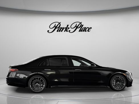 Used 2025 Mercedes-Benz S 580 S 580 image 25