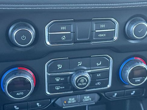 Used 2024 Chevrolet Tahoe LT image 22