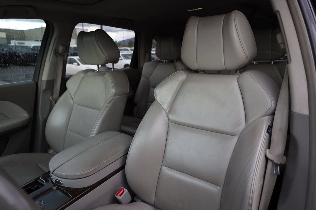 Used 2011 Acura MDX w/ Technology Package AWD/4WD image 16