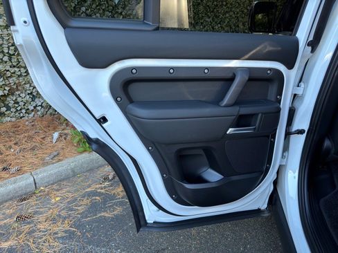 New 2025 Land Rover Defender 110 S image 13