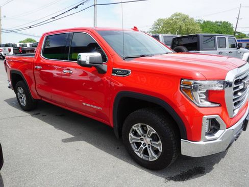 Used 2020 GMC Sierra 1500 SLT w/ SLT Convenience Package AWD/4WD image 3