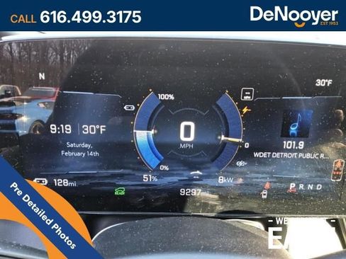 Used 2024 Chevrolet Equinox EV RS image 6