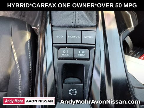 Used 2025 Toyota Camry SE FWD image 29