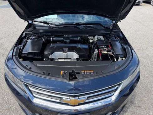 Used 2015 Chevrolet Impala LT w/ Convenience Package FWD image 45