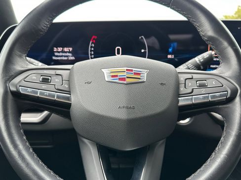 Used 2024 Cadillac XT4 Premium Luxury image 36