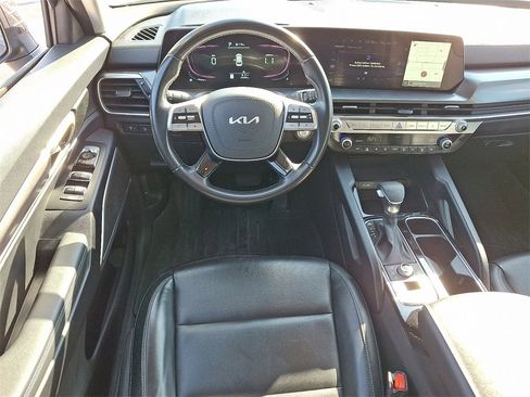 Used 2023 Kia Telluride LX image 12