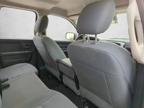 Used 2017 RAM 1500 Express image 21