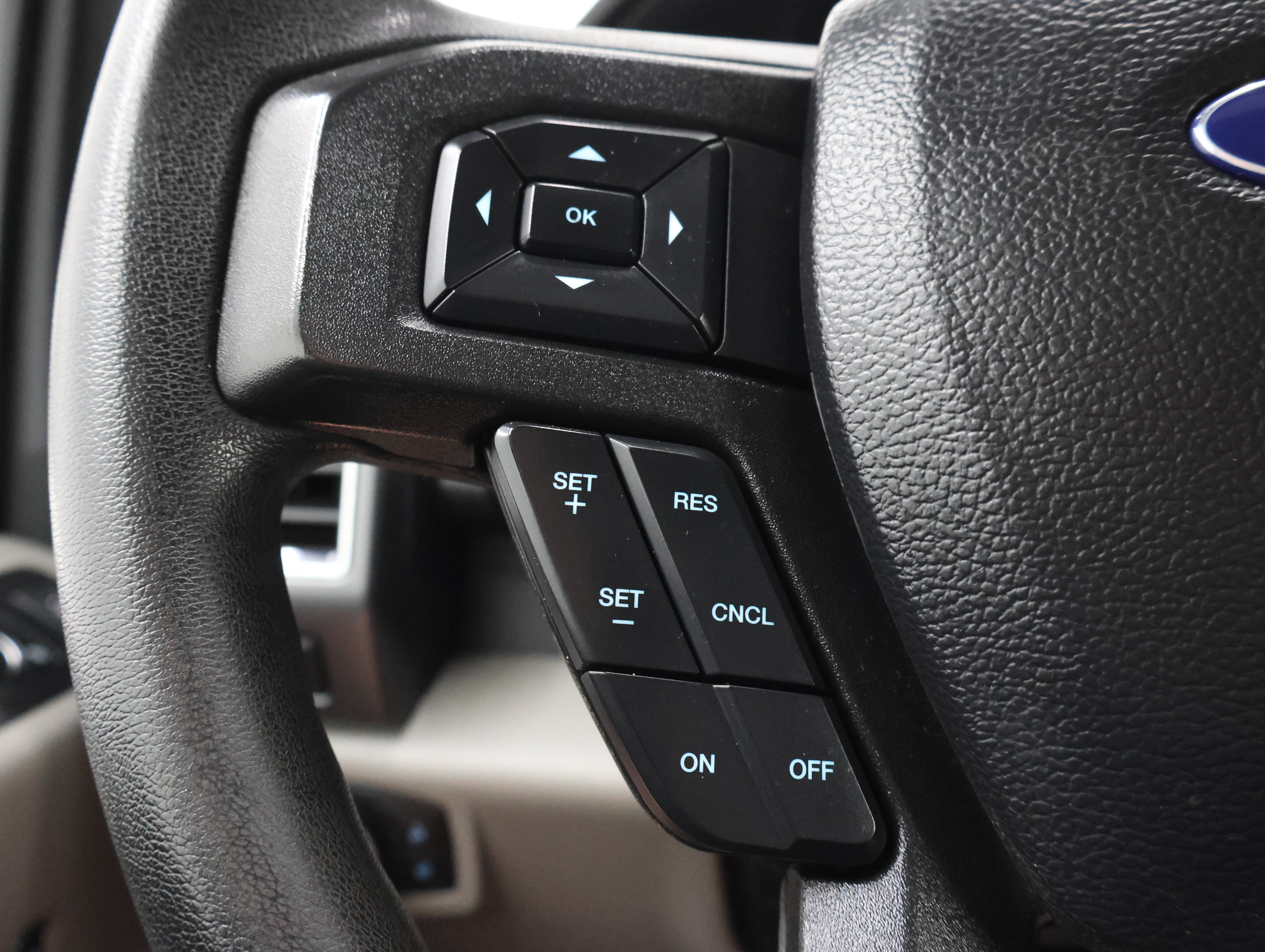 Used 2021 Ford F250 XLT w/ XLT Premium Package AWD/4WD image 15