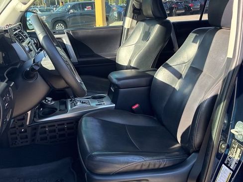 Used 2018 Toyota 4Runner Limited AWD/4WD image 10