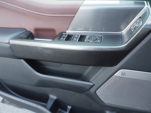 Used 2021 Ford F150 Lariat w/ Equipment Group 502A High image 17