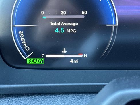 New 2025 Toyota Crown Signia image 26