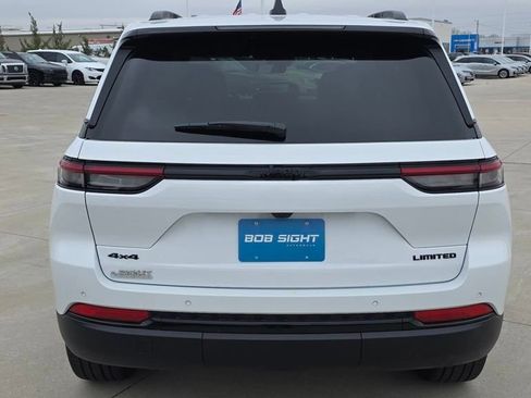 New 2025 Jeep Grand Cherokee Limited w/ Black Appearance Package image 4