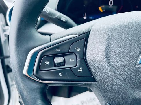 Used 2024 Chevrolet Trax LT w/ Driver Confidence Package image 15