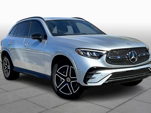 New 2026 Mercedes-Benz GLC 300 image 2