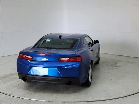 Used 2017 Chevrolet Camaro LT w/ Technology Package RWD image 6