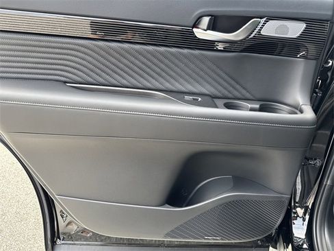 New 2025 Hyundai Palisade Calligraphy image 13