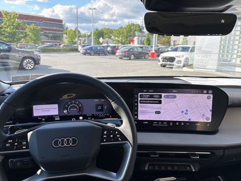 New 2026 Audi Q3 quattro 2.0T AWD/4WD image 11