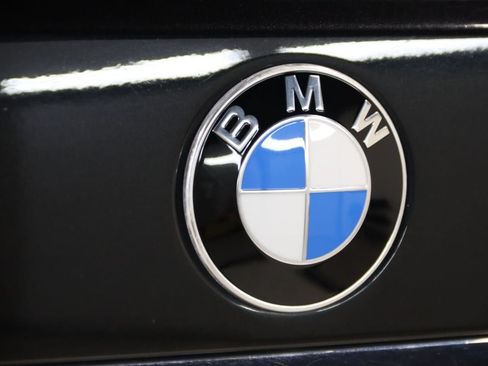 Used 2022 BMW X7 xDrive40i w/ Executive Package AWD/4WD image 12