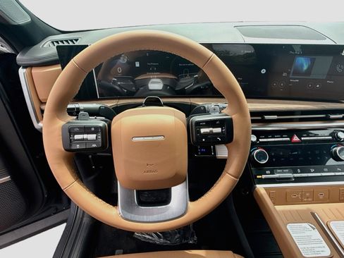 New 2027 Hyundai Santa Fe Limited FWD image 8