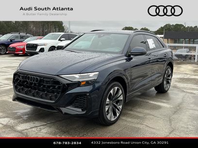 New 2025 Audi Q8 Premium