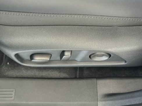 New 2027 GMC Terrain Elevation w/ Elevation Premium Package FWD image 12
