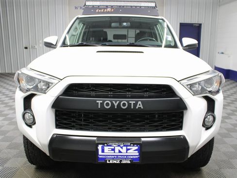 Used 2016 Toyota 4Runner TRD Pro image 39