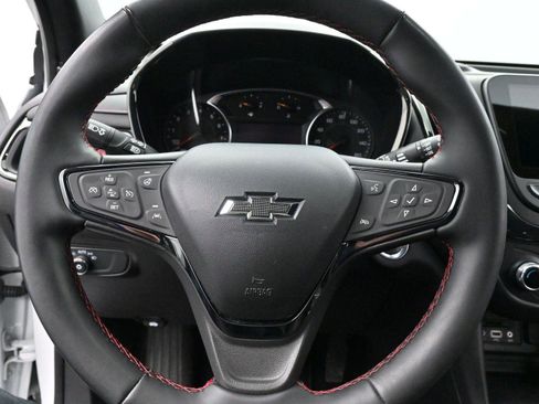 Used 2023 Chevrolet Equinox RS image 17