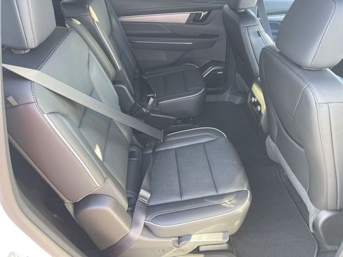 New 2025 Buick Enclave Preferred w/ Power Package image 28