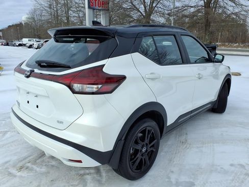 Certified 2024 Nissan Kicks SR FWD image 14
